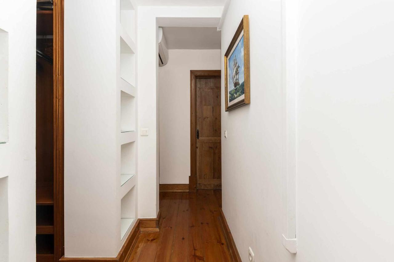 Typical Portuguese Apartment In Sao Bento 리스본 외부 사진